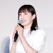 菅野美穂「育児は毎日ギリギリ」主演映画で全力の母親役
