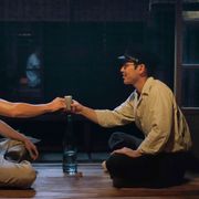柳楽優弥×三浦春馬『映画 太陽の子』の“兄弟写真”公開