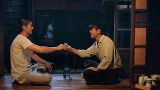 柳楽優弥×三浦春馬『映画　太陽の子』の“兄弟写真”公開