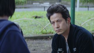 『ザ・ファブル』岡田准一が明かす敵役の重要性 新たな場面カットも
