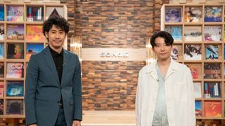 星野源「SONGS」で新曲「不思議」「創造」を披露