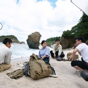 柳楽優弥×有村架純×三浦春馬『太陽の子』海のメイキング写真!