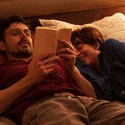 ケイシー・アフレック主演『アワー・フレンド』場面写真が公開