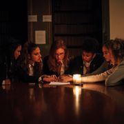 ホラーサスペンス映画『降霊会 ー血塗られた女子寮ー』が「のむコレ2021」で上映