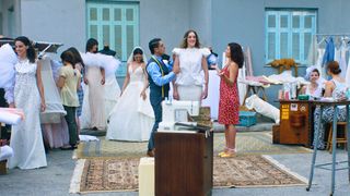 街角にウェディングドレス続々？『テーラー 人生の仕立て屋』本編映像が公開