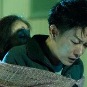 佐藤健&阿部寛が渾身の男泣き…『護られなかった者たちへ』新カット!