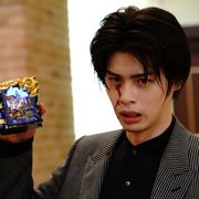 Vシネクスト『仮面ライダーセイバー 深罪の三重奏』新フォーム発表!オリジナルライダーも明らかに