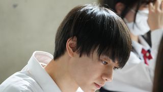 作間龍斗の儚い横顔…『ひらいて』新場面写真が公開