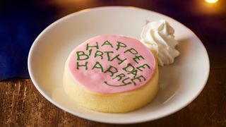 タリーズ×ハリポタ、コラボフードも登場