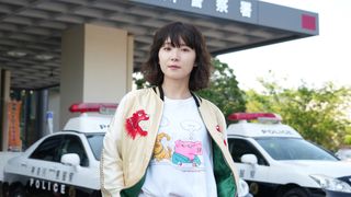松岡茉優がスカジャン刑事に!「初恋の悪魔」に柄本佑、佐久間由衣、安田顕ら
