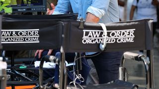 「LAW & ORDER」スタッフ、セットで殺害される