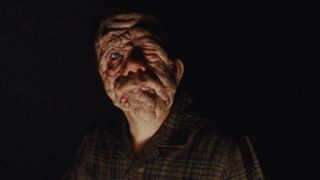 新作でのセバスチャン・スタン、誰だかわからない