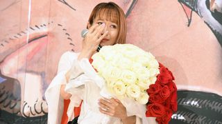 名塚佳織が号泣　田中真弓や池田秀一から労いの言葉「こんなに幸せなことはない」