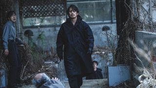 岡田准一が振り付けた鮮烈アクション！『ヘルドッグス』特別映像公開