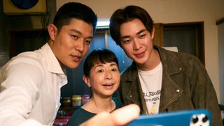 鈴木亮平×宮沢氷魚『エゴイスト』“母”阿川佐和子と3ショット公開
