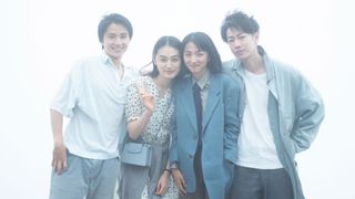 「First Love 初恋」満島ひかり、佐藤健、八木莉可子、木戸大聖の4ショット!メイキング写真公開