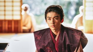 衝撃の美しさ!市川染五郎の森蘭丸がハマリすぎと話題