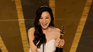 主演女優賞は『エブエブ』ミシェル・ヨー！アジア人初の快挙