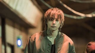 村上虹郎、実写『東京リベンジャーズ2』一虎役で狂気の演技!