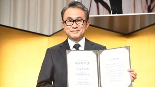 三谷幸喜、一度辞退した向田邦子賞を「鎌倉殿の13人」で受賞！「こんなに幸せなことはない」