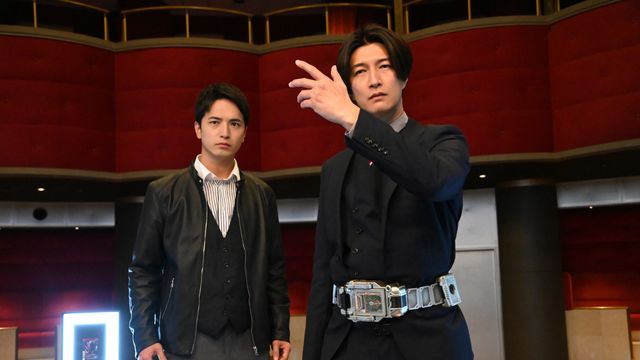 仮面ライダー剣　アクリルスタンド　橘朔也　上城睦月　天野浩成　北条隆博　JEO