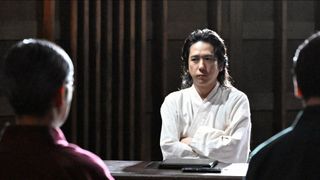 耳&手首が…「VIVANT」過激な制裁シーン登場で異例の注意喚起