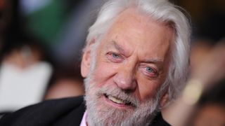 ドナルド・サザーランドさん、88歳で死去　『ハンガー・ゲーム』スノー大統領役など