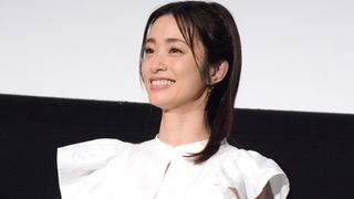 上戸彩、子供がナイナイ岡村の子供と共に映画館デビュー！