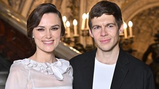 キーラ・ナイトレイ、娘も失読症だと明かす