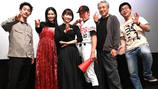 『野球どアホウ未亡人』渋谷降臨！小野監督「まだこの映画が擦れると判断してくれた」