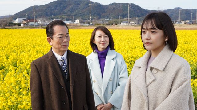 人気ドラマ『相棒』　水谷豊　森口瑤子　直筆サイン　色紙　写真付 森口瑤子：出演映画・関連記事｜シネマトゥデイ