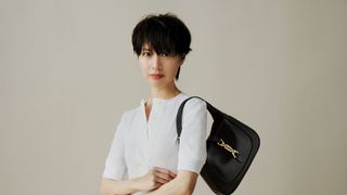 戸田恵梨香、超ミニで美脚披露 グッチのブランドアンバサダーに