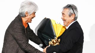 寺尾聰、この映画が最後かも…ディーンに告げるも「また頑張れる」 “弟”佐藤浩市のサプライズに笑顔
