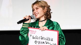 ファイルーズあい、ホラー愛全開!A24新作イメージ衣装で魅了『マキシーン』のセリフに「勇気づけられる」