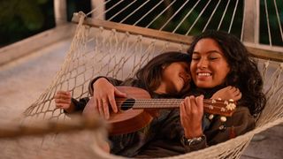 実写版『リロ&スティッチ』ブルーノ・マーズの甥っ子デュオも参加 音楽制作の裏側を収めた特別映像公開