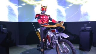 「超クウガ展」本日開幕!“五代”オダギリジョーの音声ガイド付き、設定資料&グロンギ立像など一挙展示