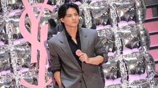 平野紫耀、チークメイク姿で表参道ヒルズに登場！印象の変化に「魔法のよう」
