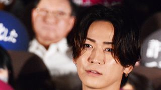亀梨和也、観客に「返事は!?」“ライブバージョン”で初日を盛り上げる!
