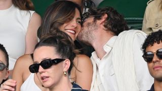 『アメイジング・スパイダーマン』俳優、恋人とウィンブルドンでラブラブ！