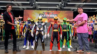 「全スーパー戦隊展」約300体の立像に隠された粋な演出　“応援隊長”関智一＆東映・中舘P、閉場後に秘蔵トーク