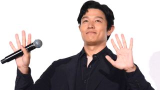 鈴木亮平、ビッグなファンサに会場沸く 「会いたい」七夕で願った少年にも神対応