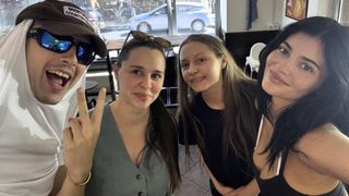 ティモシー・シャラメ、『デューン』撮影地でも恋人とラブラブ