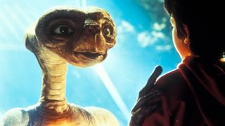 スピルバーグ、『E.T.』続編計画を阻止していた「どうしても作りたくなかった」