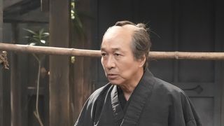 「ばけばけ」小日向文世「ペリーが憎らしい」勘右衛門がヘブンを斬りつけようした真意