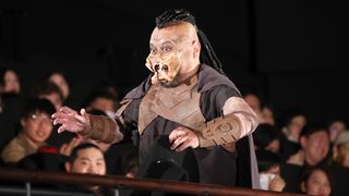 ザコシ、プレデターに衝撃変身　3時間の特殊メイクもすぐ飽きられ嘆き