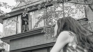 綾野剛の“男の色気”が滲む!R18+映画『星と月は天の穴』アザービジュアル&新場面写真公開