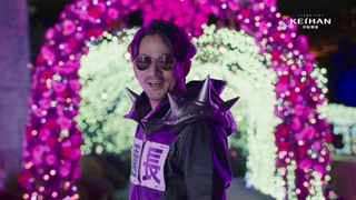 岡田准一“超ひらパー兄さん”園長　新CMオンエア決定　来園者が園長一門に