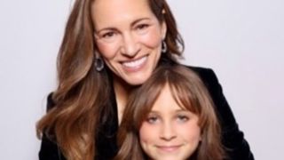 『アイアンマン』ロバート・ダウニー・Jr、妻と11歳娘の写真を公開！