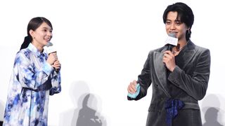 キンプリ高橋海人、感極まる芳根京子にハンカチ差し出すも…「いったん大丈夫」断られる