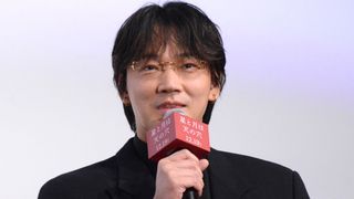 綾野剛、撮影現場も舞台挨拶も仕切る大活躍　「マイク通しちゃだめですよ」監督フォロー